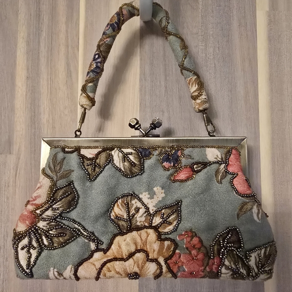 Vintage Foral Beaded Evening Handbag - Picture 2 of 5